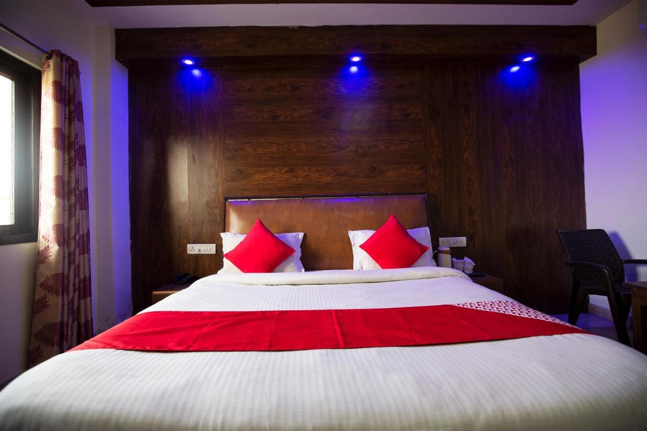 Oyo 44174 Hotel Mid Town Prime Harthala Exteriör bild