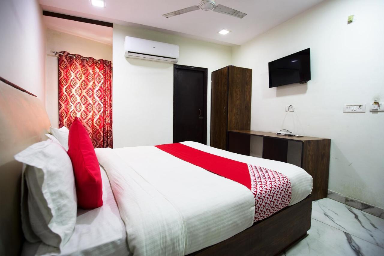 Oyo 44174 Hotel Mid Town Prime Harthala Exteriör bild